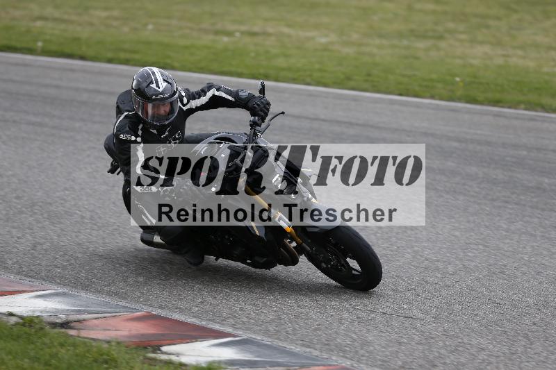 Archiv-2025/10 23.04.2025 Cornu Master School ADR/rot-rouge/12